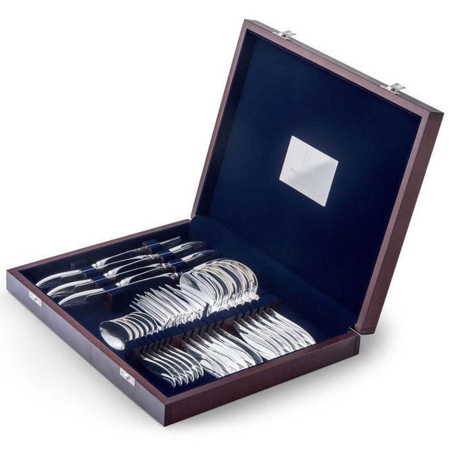 set of cutlery as a gift for women