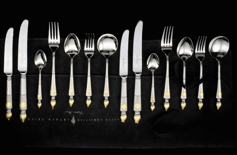 knives and forks gold plated 1