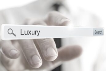 luxury market on the Internet