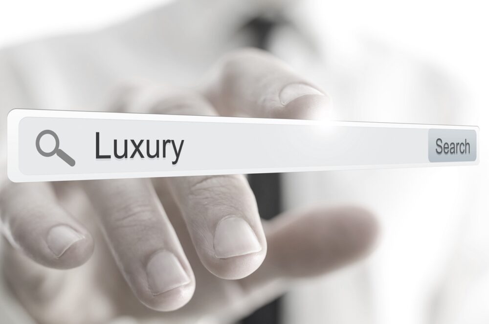 luxury market on the Internet