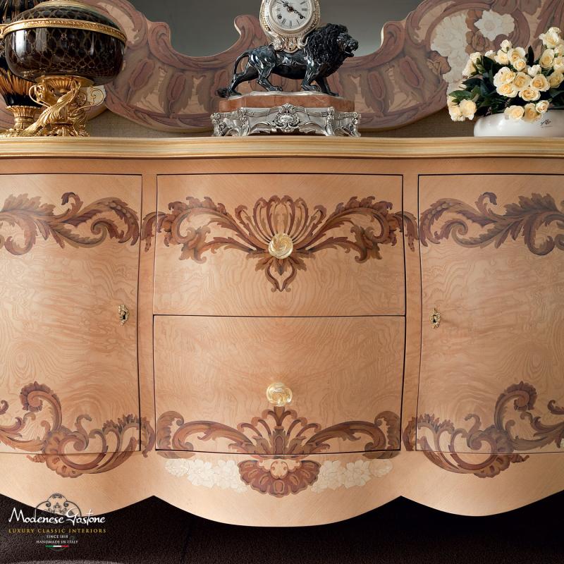 stylish baroque furniture