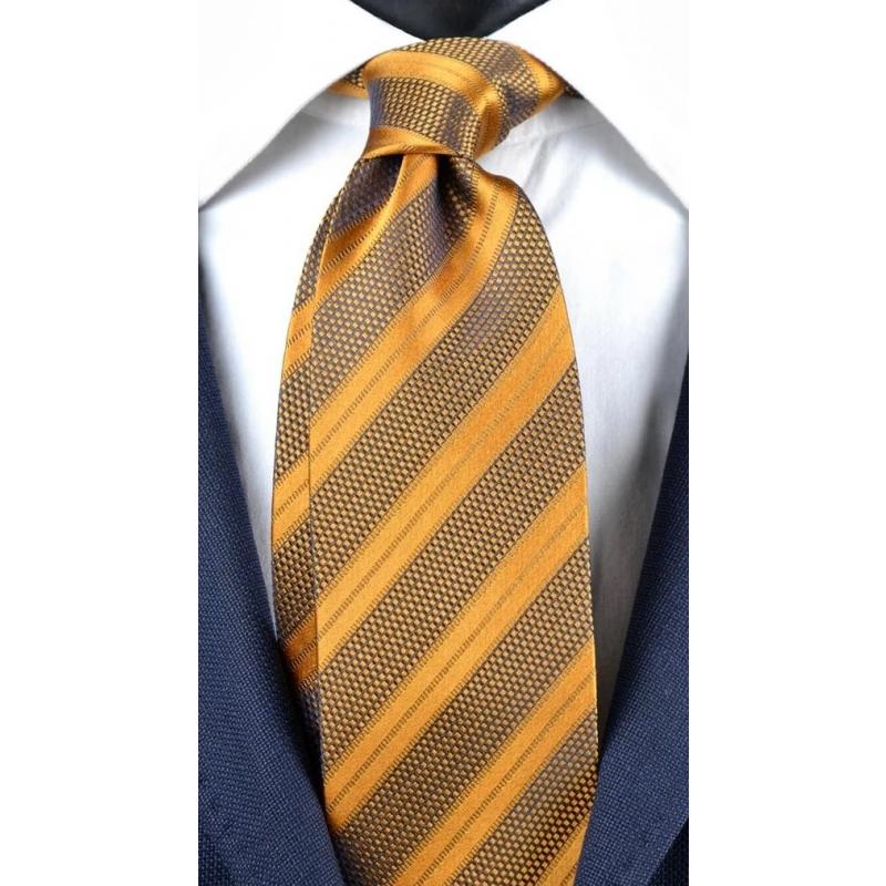 tie as a gift for the boss