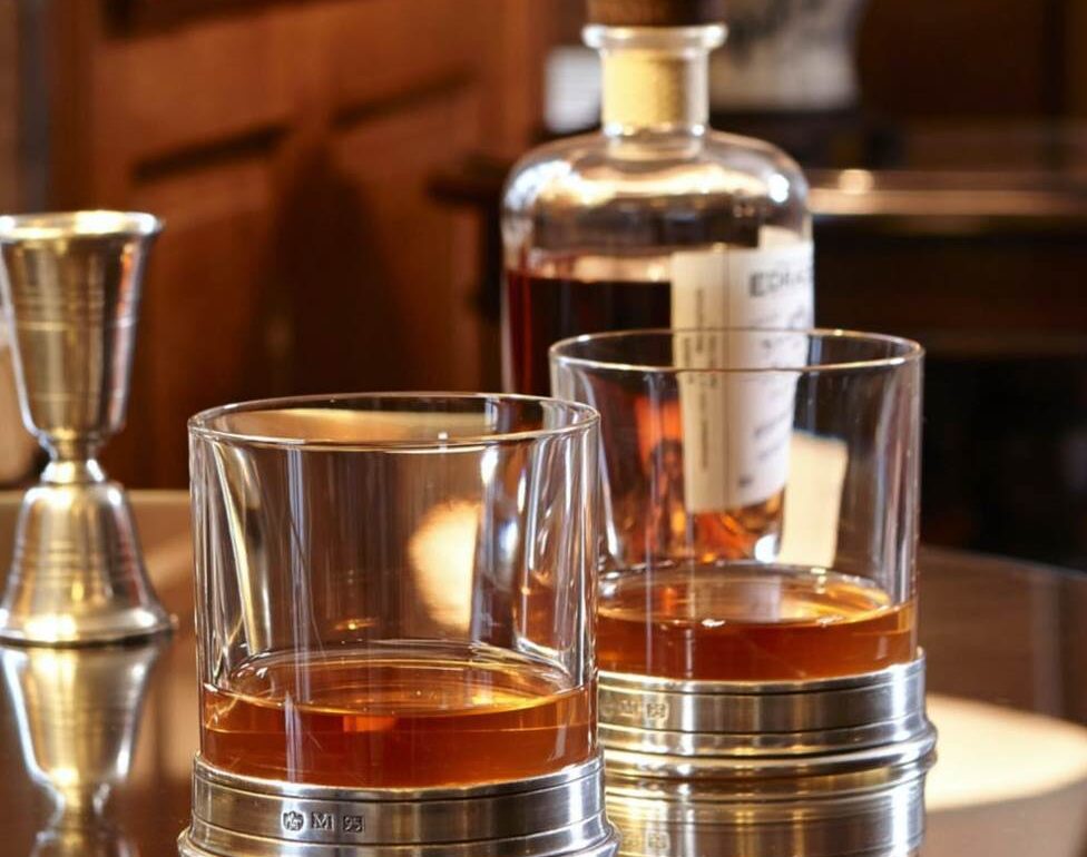 What to Buy for a Whiskey Fan