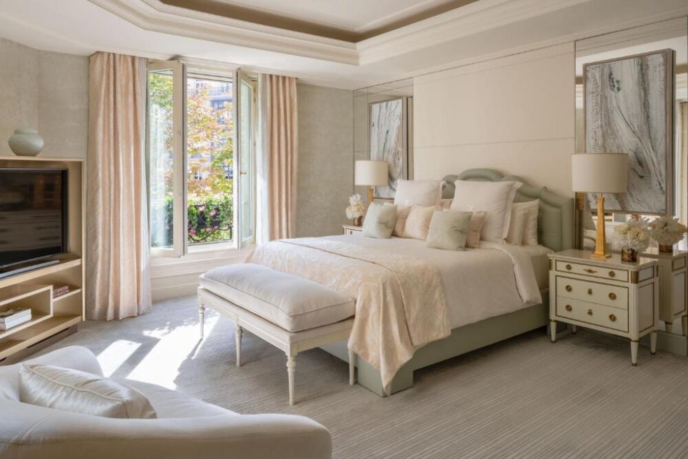 Luxury Hotels In France Bedroom
