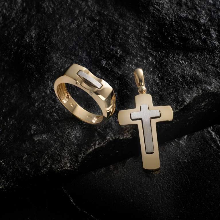 Cross made of gold for men