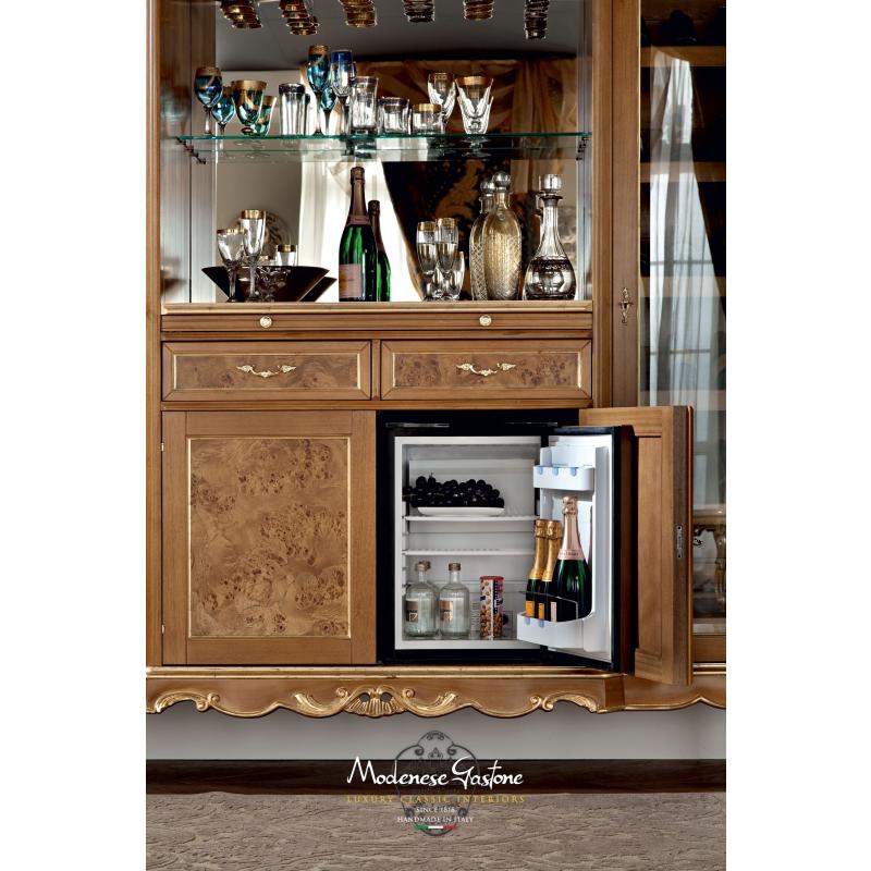 baroque-style furniture