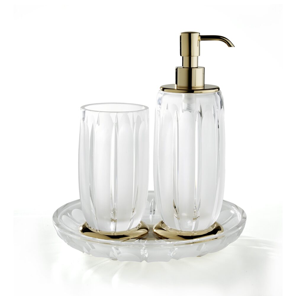 beautiful bathroom accessories