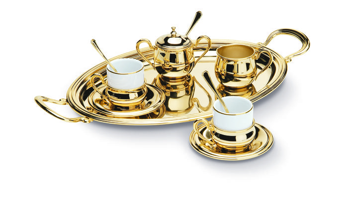 How to choose the right and elegant gift for a woman?