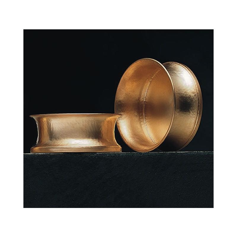 Elegant Gold Placemats for Glasses and Dishes for the Table 1