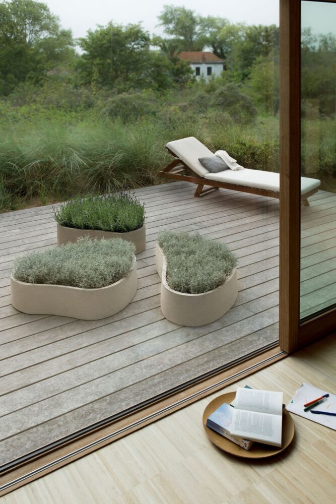 exclusive garden planters store