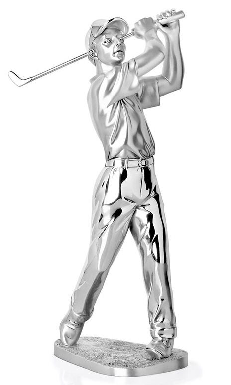 a figurine as a gift for a golfer