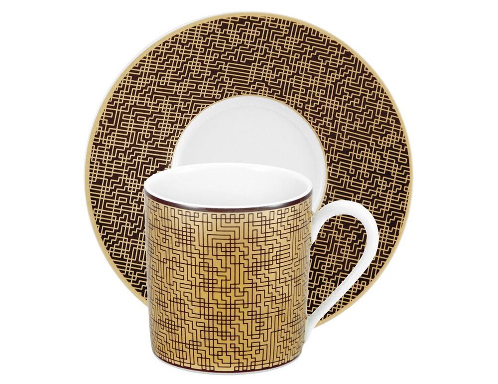 how do we serve coffee