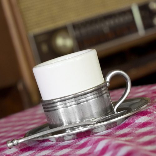 how to prepare and serve coffee