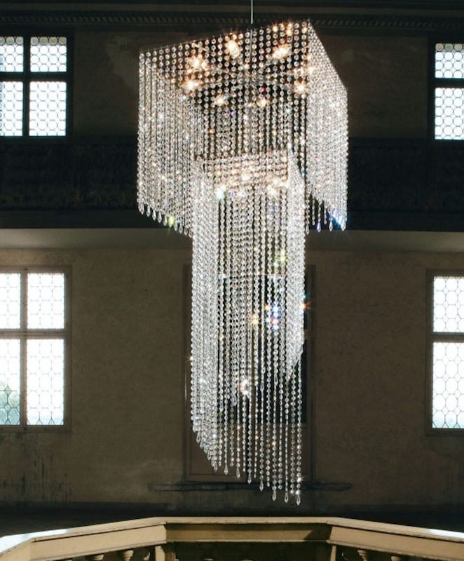 Italian chandeliers for apartment living rooms