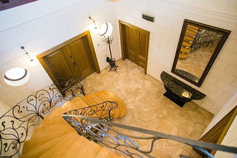 lakefront villa for sale