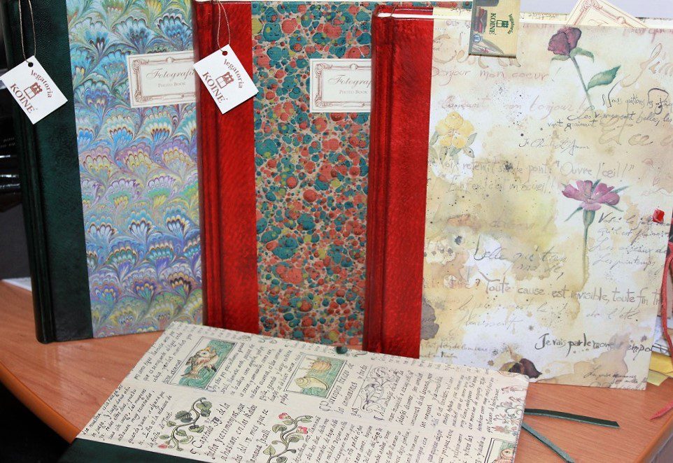 leather photo albums