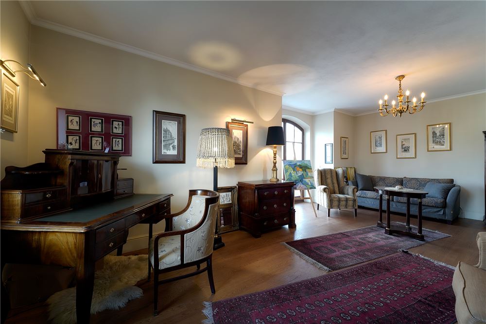 luxury real estate Konstancin Jeziorna