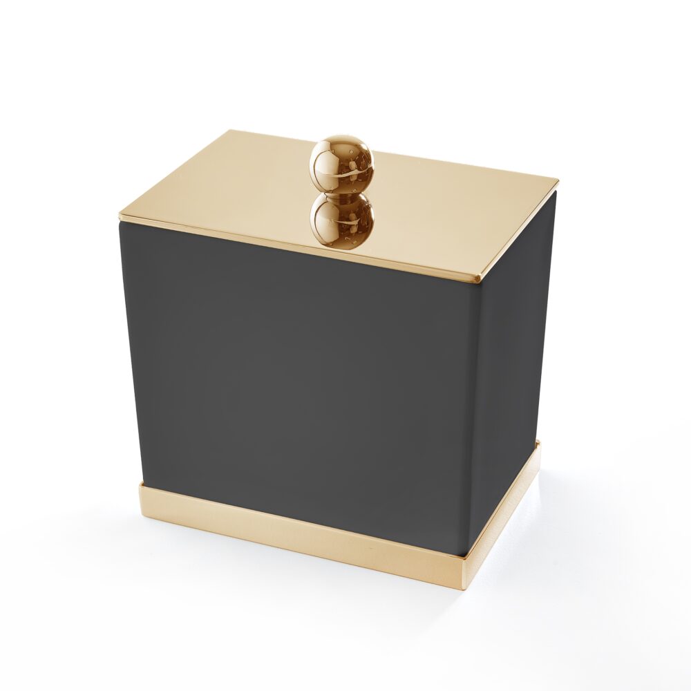 minimalism in a luxury bathroom