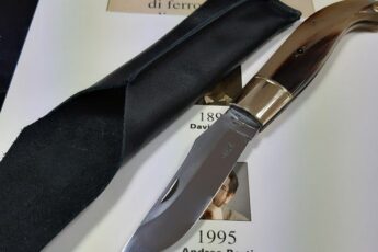 which pocket knife to choose as a gift for your man?