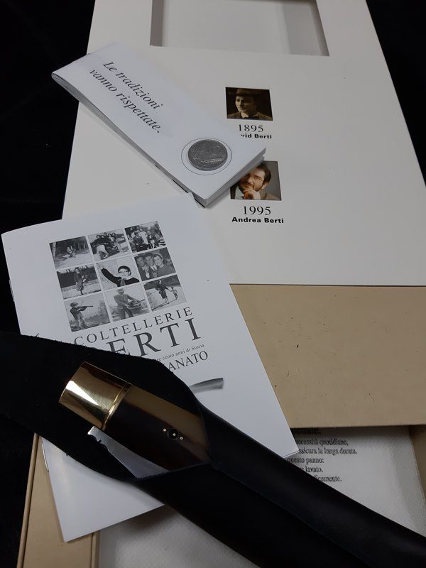 pocket knives for gifts store