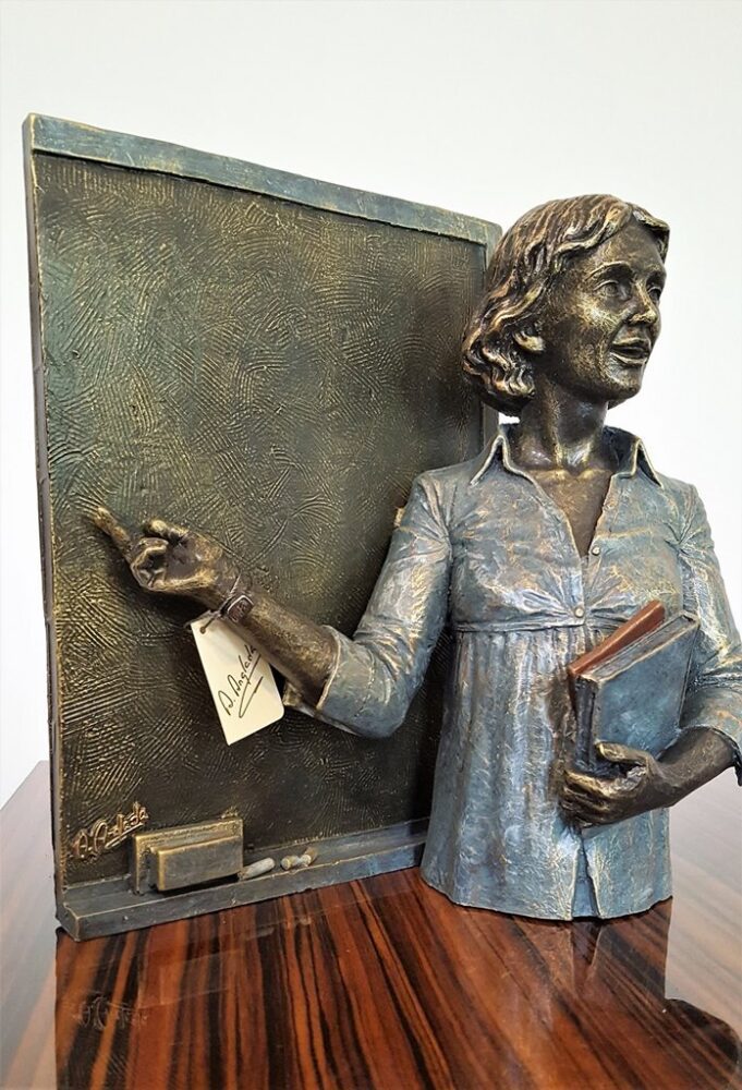 sculpture of a teacher shop