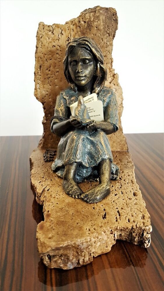 sculptures for the living room