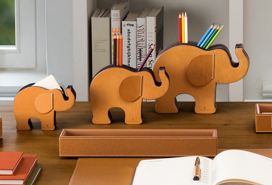 stylish desk decorations