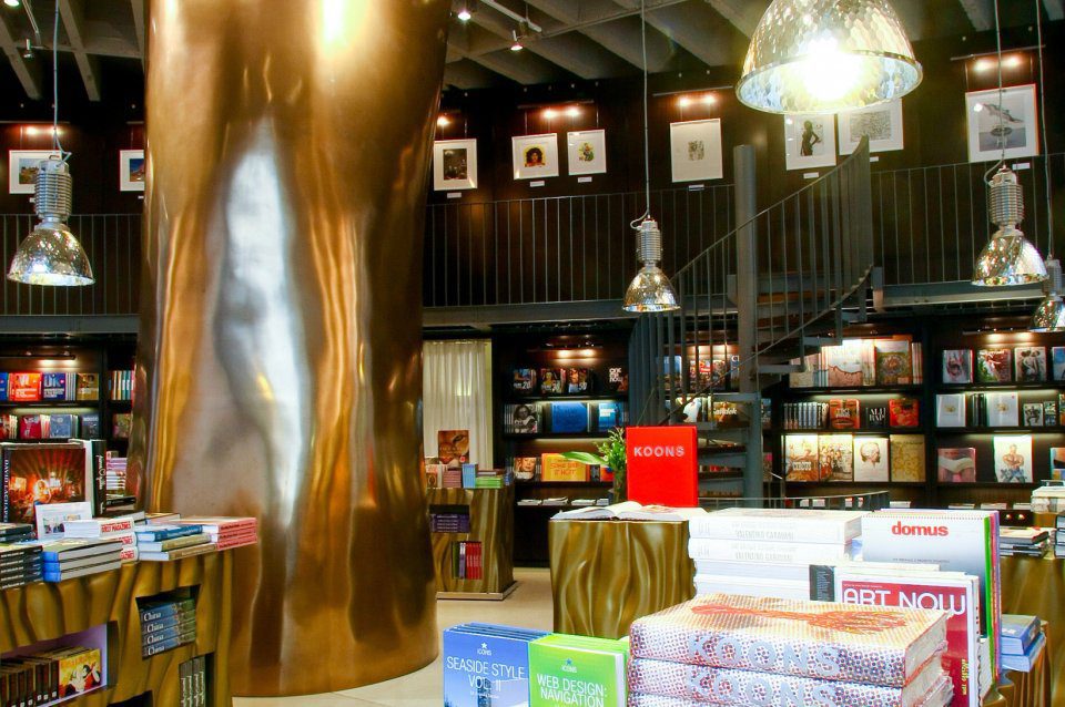 taschen stores