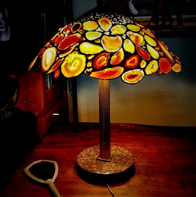 tiffany lamp store