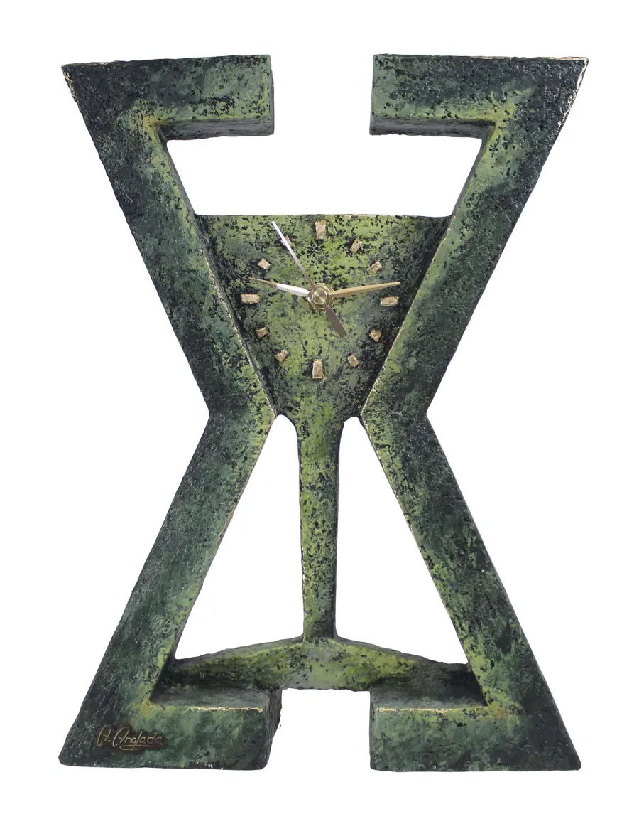 Anniversary Clock for the 15th Year of the Company