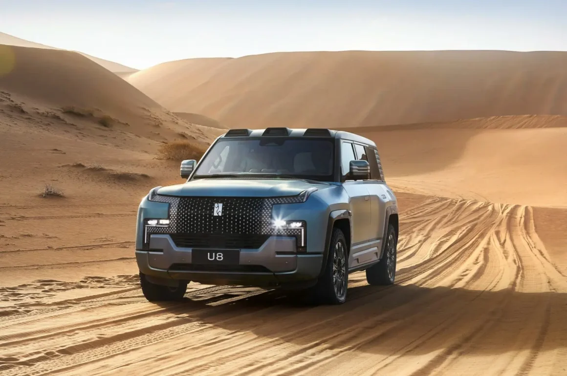 The Yangwang U8 by BYD Redefines Luxury Off-Road