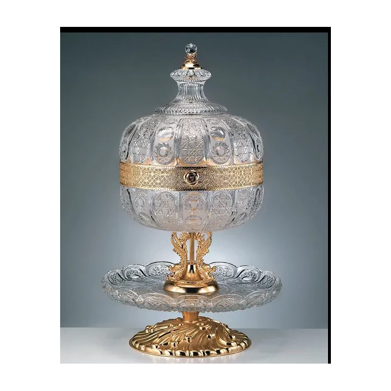 Exceptional Crystal Platter