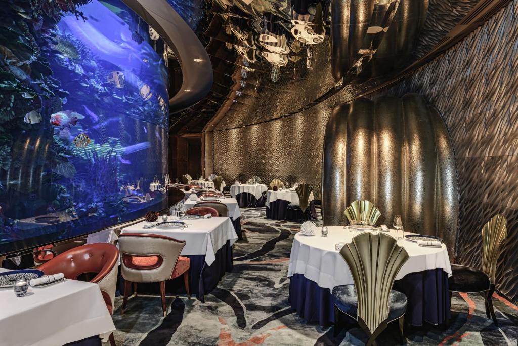 Exclusive Places in Dubai Burj Al Arab Interior