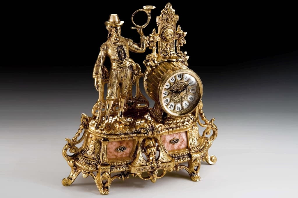 How to Identify Bronze Items