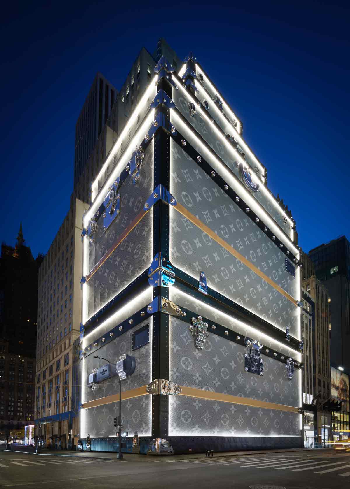 Louis Vuitton skyscraper