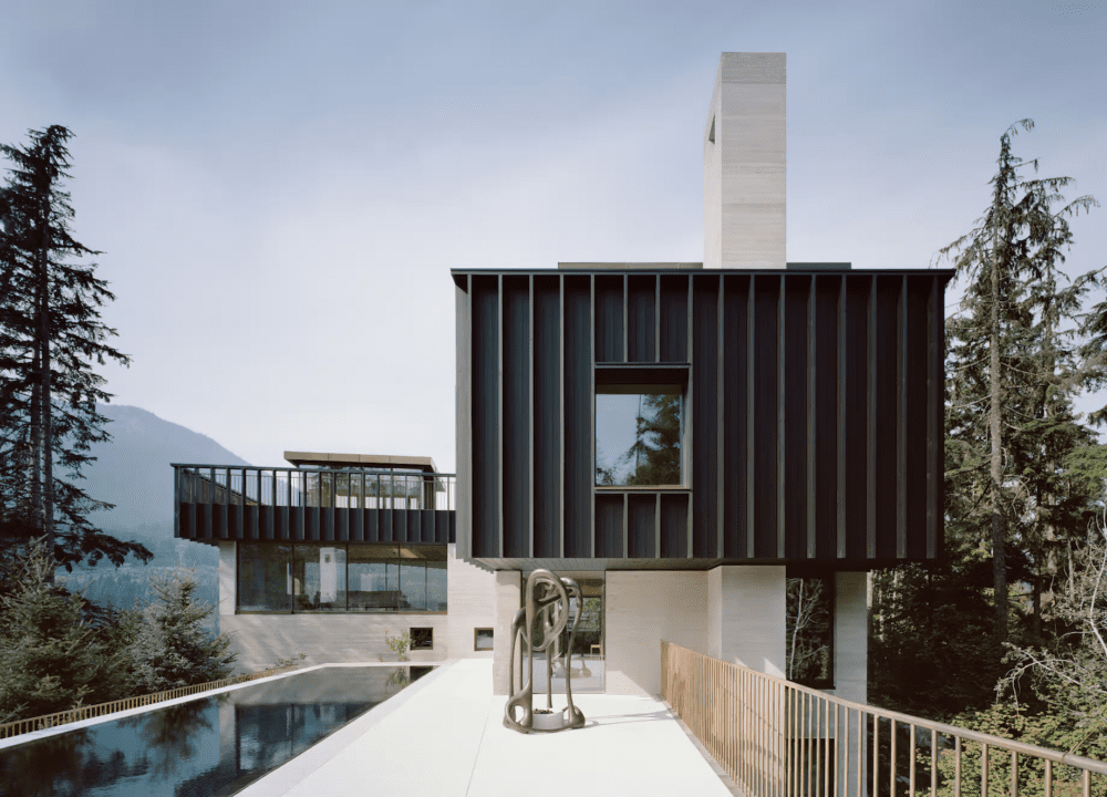 Luxury House on the Rock