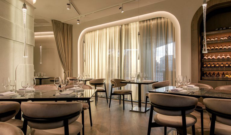 Luxury Restaurants in Wroclaw Between the Bridges