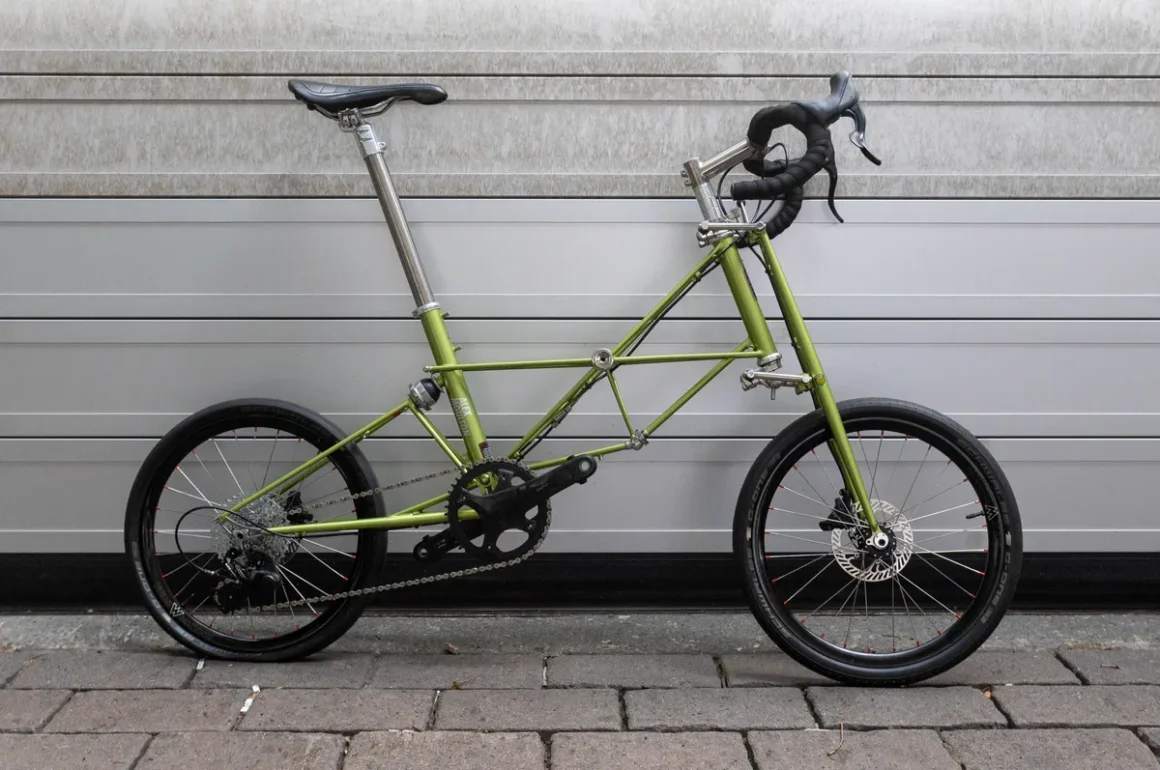 Moulton Bicycles British Premium Class in the World of Folding Bikes