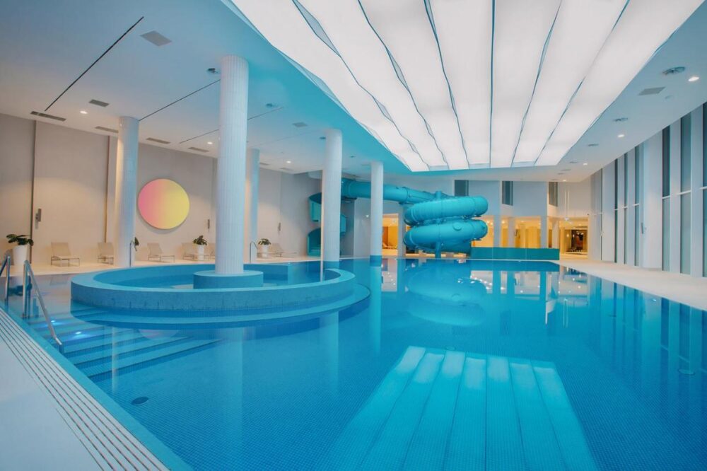 Top 10 Crystal Mountain Hotel Wisla Pool Hotels