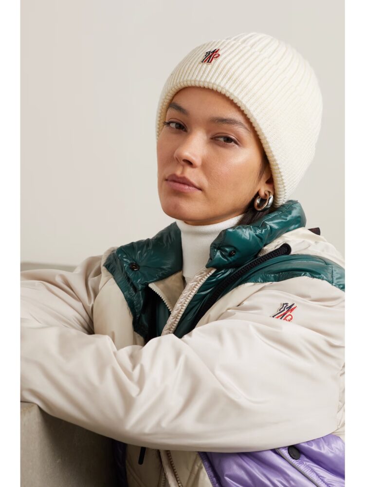 Unique Women's Accessories for the Slopes