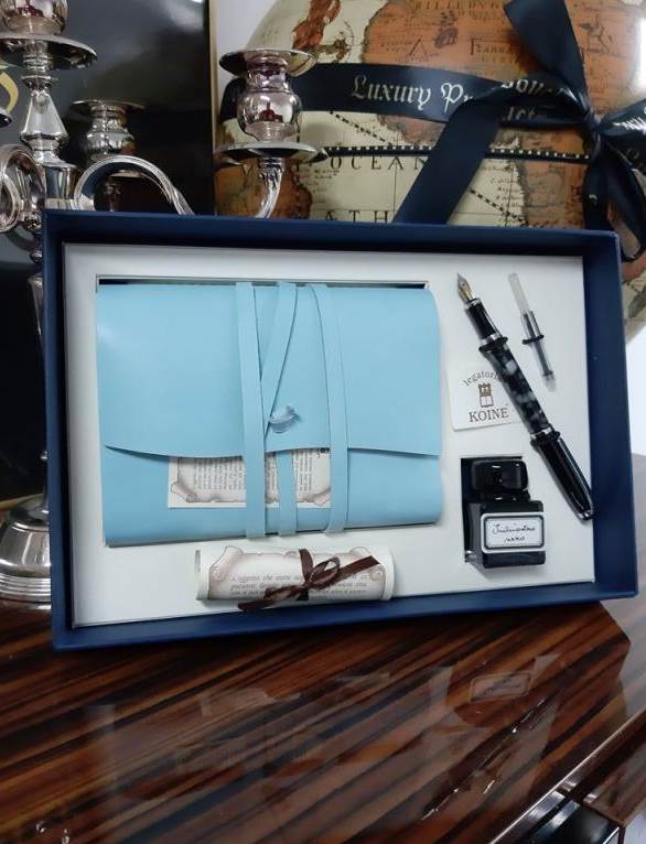 What to Buy as a Gift for a Woman