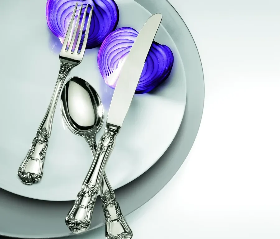 What to Buy for a 25th Wedding Anniversary