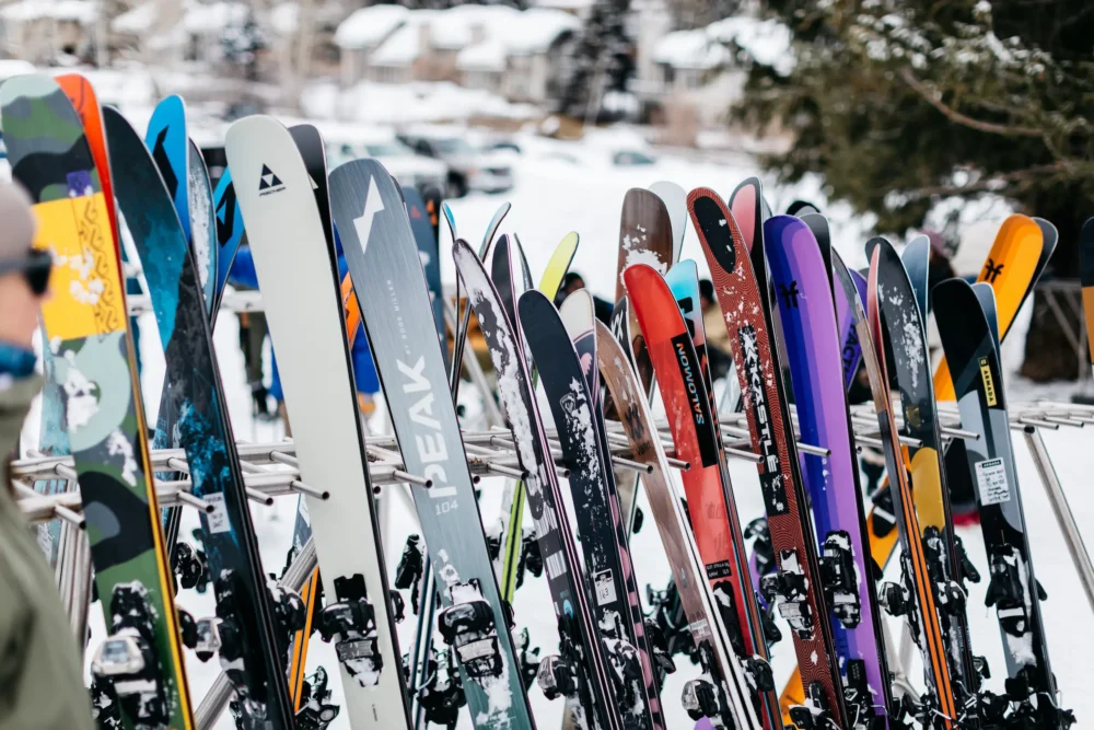 Which ski brands do professionals use – a complete guide