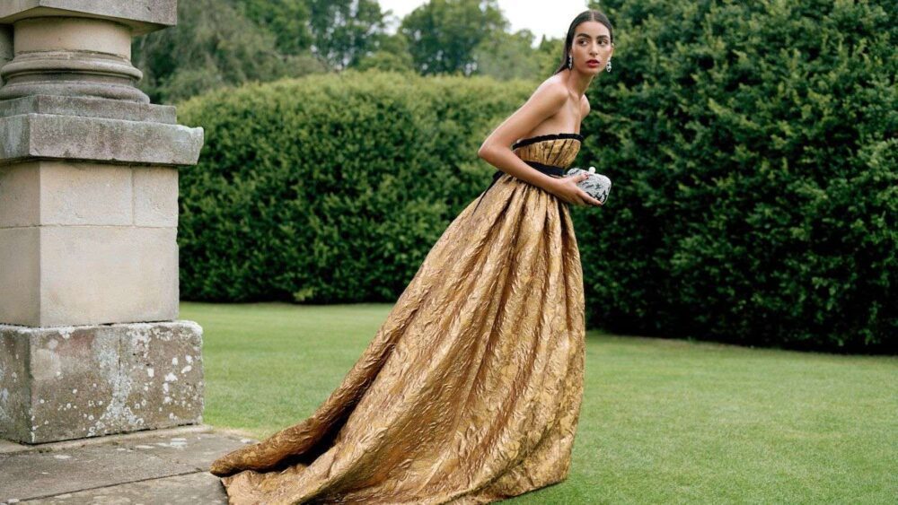 What bag to choose for an evening dress?