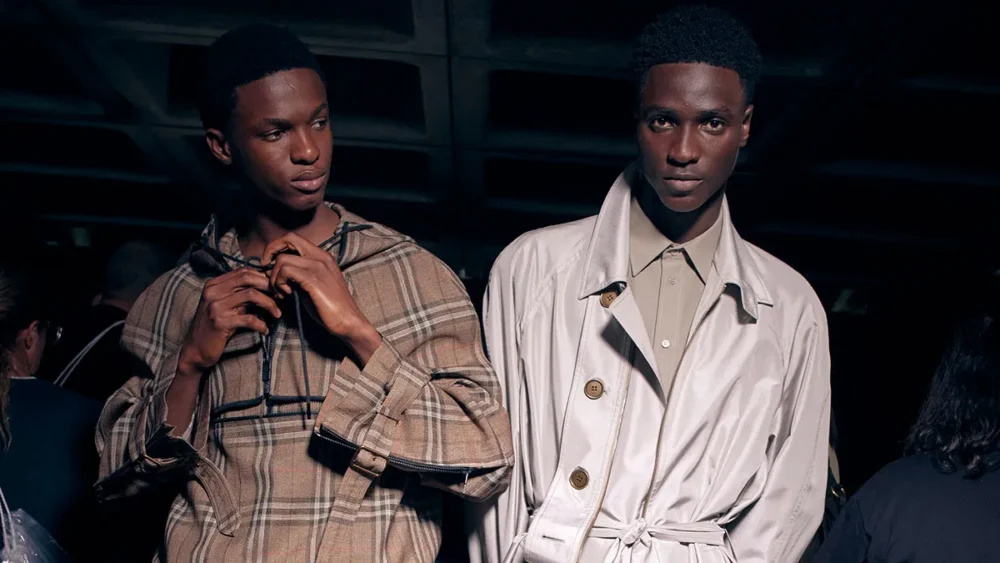 Burberry Trench Coat How to Recognize