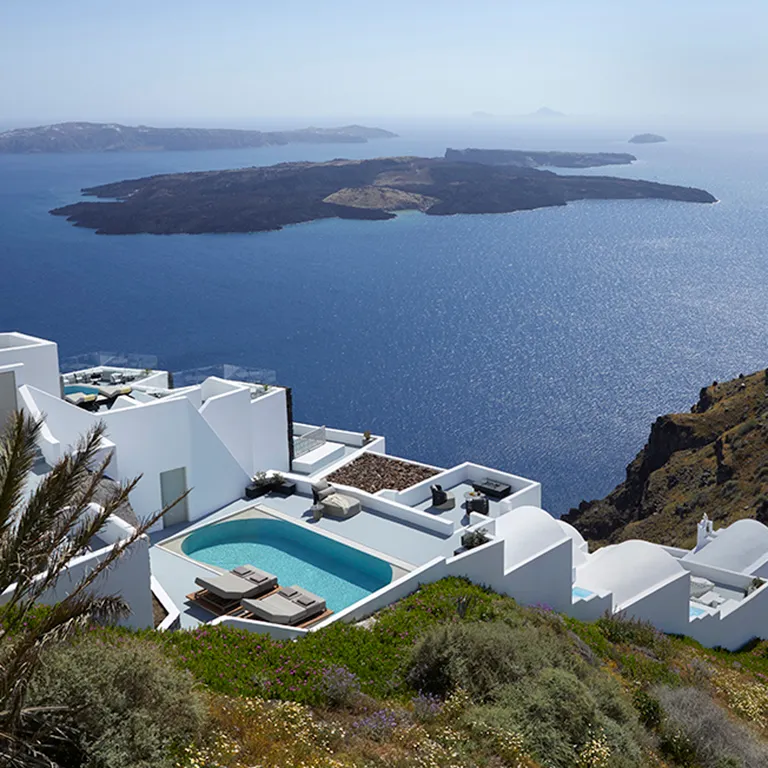 The Best Hotels in Santorini