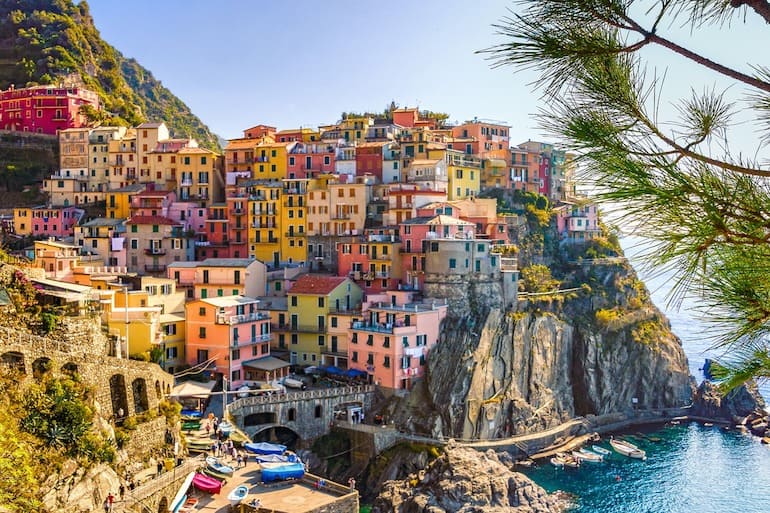 Flipping International Italy and Portugal