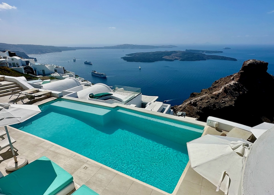 Hotels in Santorini