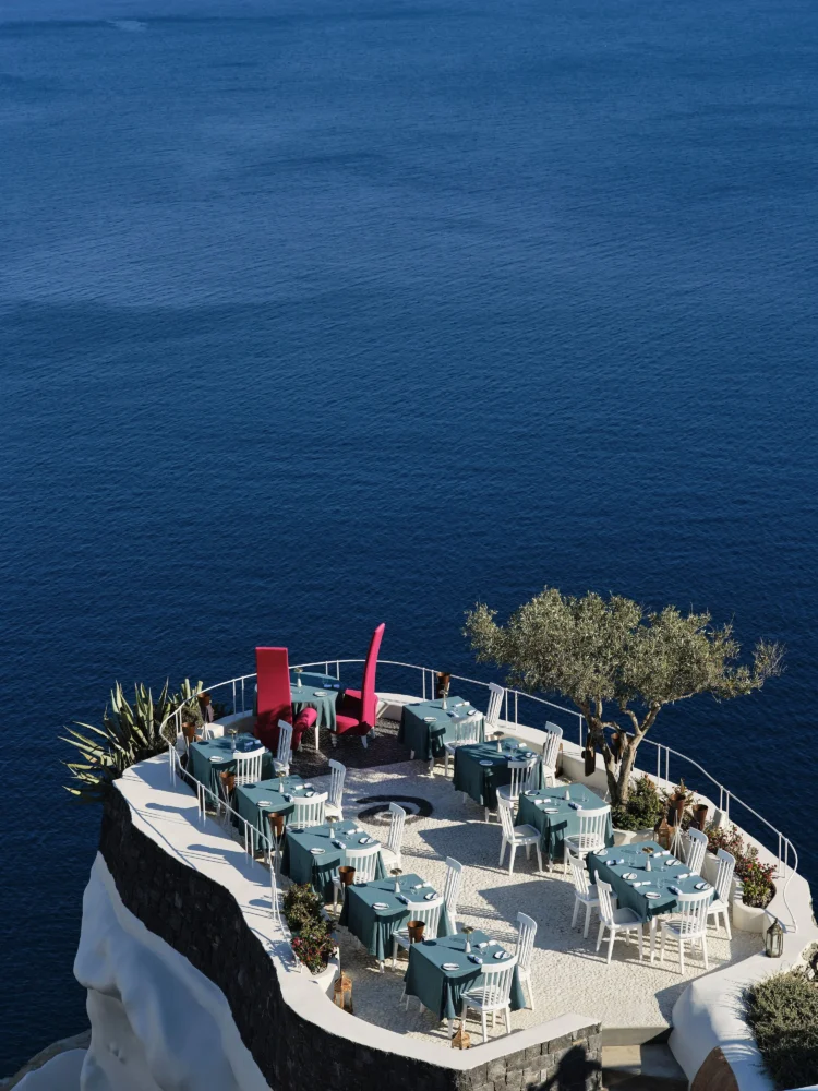 Luxury Hotels in Santorini